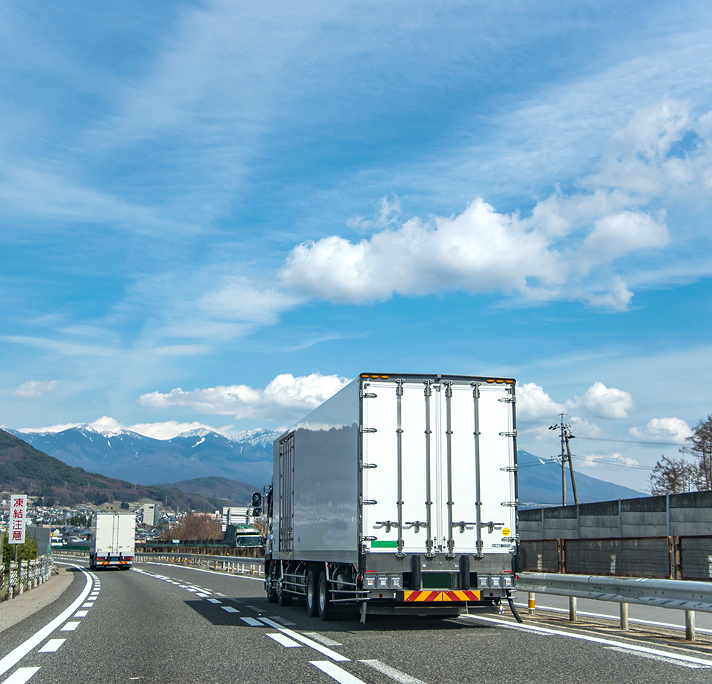 買取業者の他に、引越し業者・解体業者・廃棄業者様の入会を募集しております。